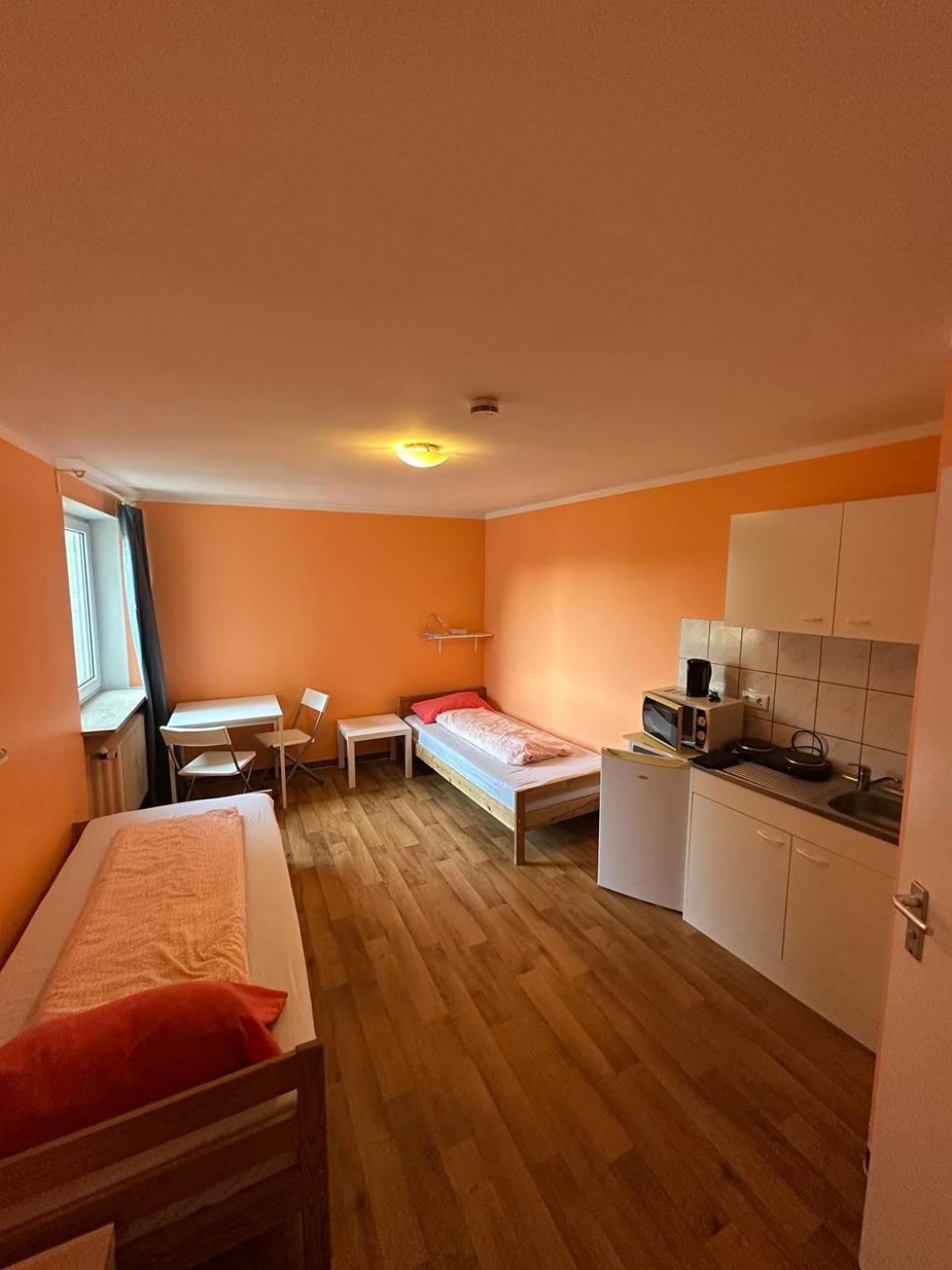 Budget Olympia Park Apartmenthostel 53 *